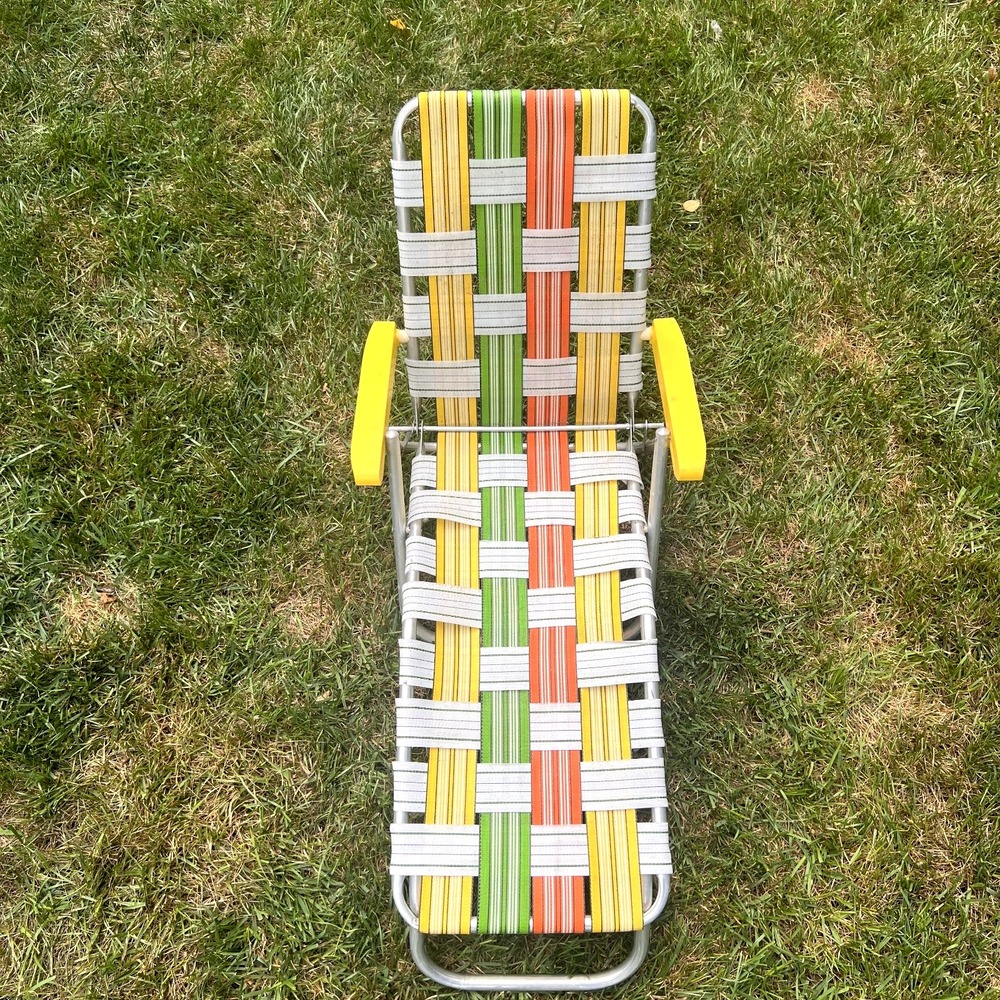 VTG Kids Folding Aluminum Webbed Chaise Lounge Chair Child Beach Patio Retro